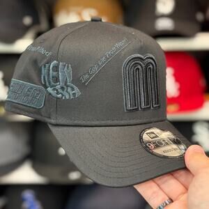 New Era Mexico WBC 'NE Anniversary' A-Frame 9FIFTY Snapback Black/Black
